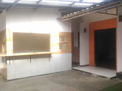 SEWA / KONTRAK Rumah di Antapani dekat MitraDago Cocok untuk Kantor