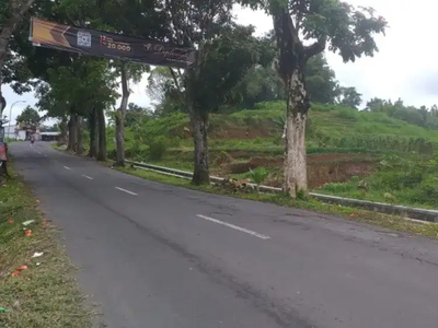 Tanah perkarangan tepi jalan raya kota wisata di Ngargoyoso