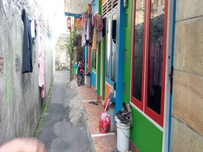 5 Menit Kampus ISTN Jakarta Rumah Kontrakan 4 Pintu di Jual