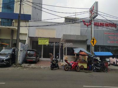 Disewa Ruko Dua Lantai di Jalan Boulevard Raya Kelapa Gading