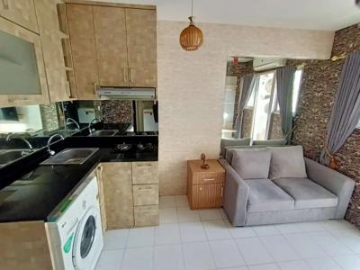 Disewakan Full Furnish 2 BR Apartemen Semtra Timur