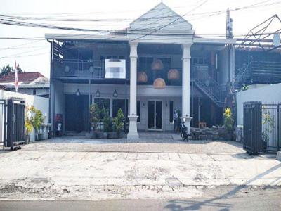 Disewakan Rumah Usaha Strategis Tengah Kota, di Langsep Klojen Malang