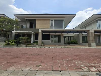 Rumah Mewah Baru di dalam Perumahan Elit Green Hills Jalan Kaliurang