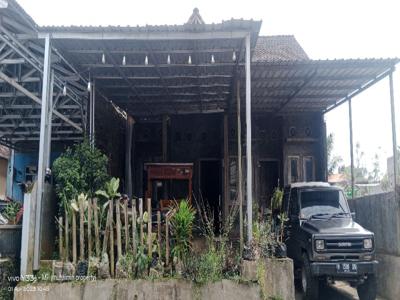 Rumah pinggir jl. utama mijen semarang