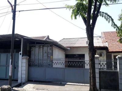 HARGA HITUNG TANAH, RUMAH LAMA MEDOKAN ASRI TENGAH NOL JALAN RAYA