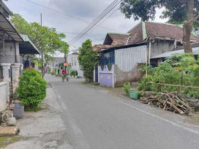 Tanah semanggi 198Mt, Ld 10Mt, strtaegis, pasar Kliwon, solo