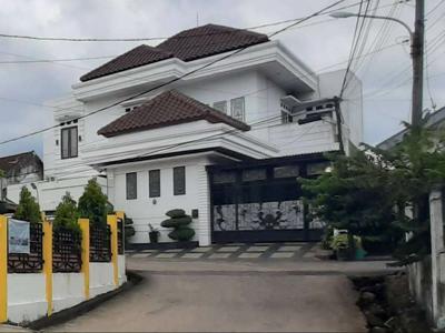 BRI A. Rivai-Rumah mewah 2 lantai di Kancil Putih Palembang