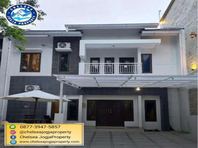 Dijual Cepat Rumah Mewah Full Furnished Kolam Renang Perum Elit