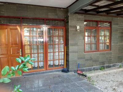 Dijual Rumah di Arcamanik Endah dkt Cisaranten dan Sport Jabar Bandung