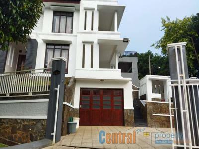 Dijual Rumah Mewah Bukit Golf Riverside