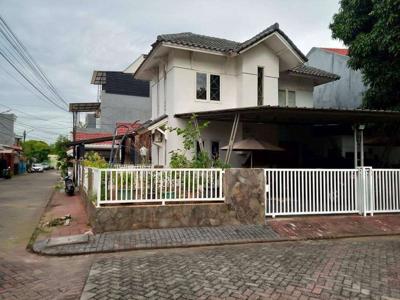 dijual termurah rumah hoek di Citra Garden 1 Ext