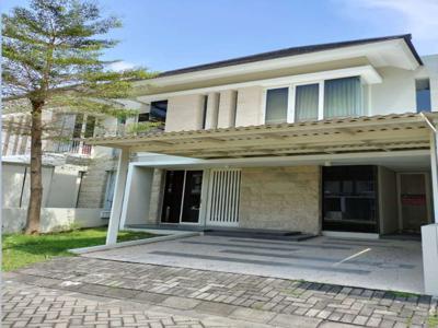 Disewakan Rumah 2 Lantai Siap Huni Semi Furnish di The Greenlake