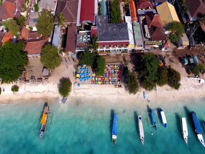 Hotel pinggir pantai Gili Trawangan Lombok