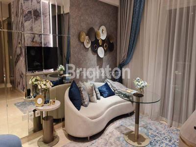 kan apartemen full furnish 2BR one icon lantai tinggi connect mall Tunjungan Plaza TP surabaya pusat