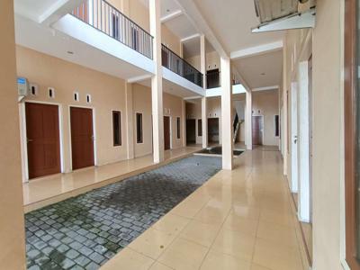 KOST EXCLUSIVE Selatan Kampus UII Siap Huni 2 Lantai Mangku Jalan Raya