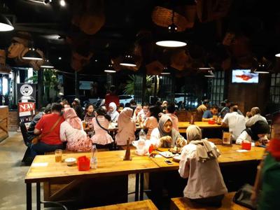 Ruang Usaha Cocok untuk Cafe dan Resto di Sayap Riau , Bandung