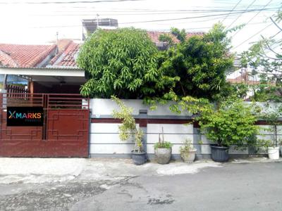 Rumah 2 Lantai Plus Rooftop di Denpasar Barat