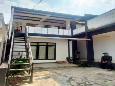 Rumah 2 lantai siap huni kawasan sejuk Dago Bandung Kota harga nego
