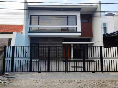 Rumah Baru 2 Lantai Daerah Klampis Semolo Tengah Surabaya Timur