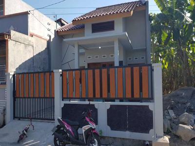 Rumah Baru 92 m2, Tlobong, Grogol, Solo Baru