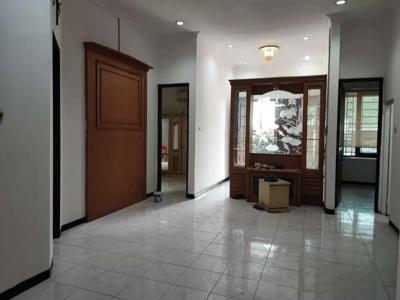 Rumah Dijual di Simpang Darmo Permai Selatan Surabaya sudah renov