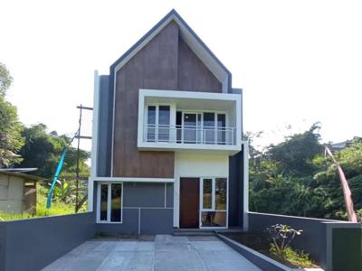Rumah baru exclusive di Taman Cihanjuang