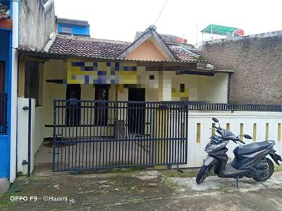Rumah Murah di Komplek Permata Biru Kotamadya Bandung