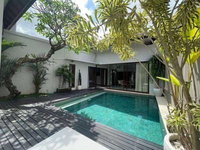Villa 3 Kamar Tidur di Bumbak Umalas Kerobokan Bali