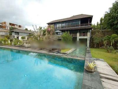 Villa 4 BR Full View dkt Pantai Jimbaran Bali