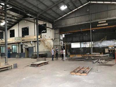 Pabrik Gudang Workshop Cikarang Bekasi. Luas Tanah 2683 M2. Hgb.