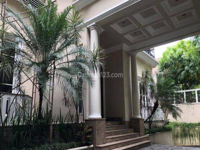 Luxury Elegant House with Private Pool in Kebayoran Baru premium location