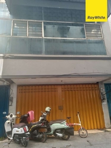 Disewakan Ruko 4 lantai di Surya Inti Permata Surabaya Selatan