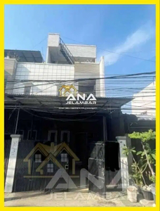 ANA RUMAH 3.5LT LUAS 5X22M HDP SELATAN LOKASI BAGUS DI JELAMBAR