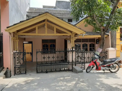 Di Jual Cepat Rumah 1½ Lantai Di Pondok Hijau, Bekasi Timur