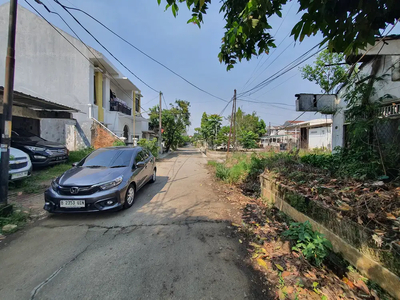 Di Jual Murah. Rumah Villa Nusa Indah ( di hitung tanah saja ) Hoek