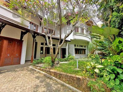 Dijual Rumah Di Area Pondok Indah Jakarta Selatan STDN0124