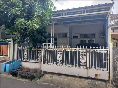 Jalan 2 Mobil, Rumah Minimalis di Pondok Kelapa - Duren Sawit