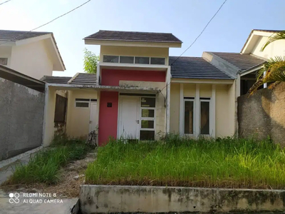 Jual Rumah Cluster Real Estate Gold Bangunan Standar Murah (1375)