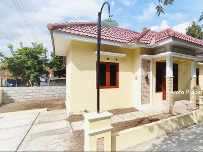 Jual Rumah Type 50 + Tanah 156 m² Rp 510 juta di Jalan Magelang KM 16