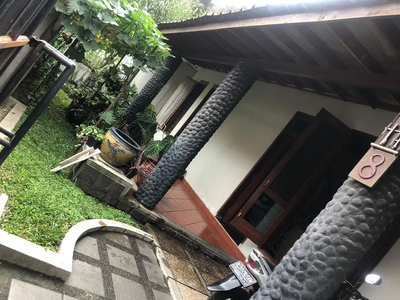 Rumah bagus dan strategis JL. ANGKLUNG Turangga Bandung