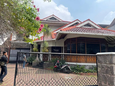 Rumah Bagus di Cicendo, Bandung Luas Tanah 600m, Lokasi Strategis