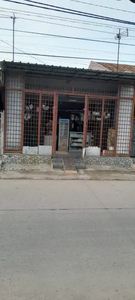 Rumah dan toko D'griya karawang timur (pinggir jalan utama)