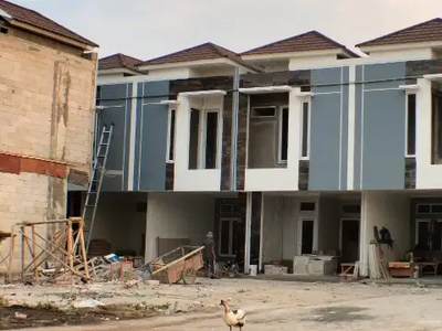 Rumah Investasi semi apartemen di Pisangan Baru