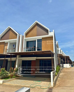 Rumah Mewah 2 Lantai Dekat Sekolah Dekat Jakarta Gratis Biaya