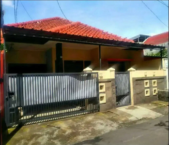 Rumah Minimalis Furnish di Komplek Cisaranten Bandung