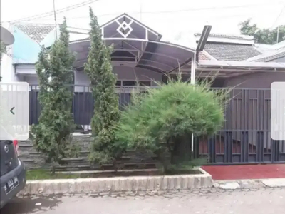 Rumah Tua Murah kelapa gading