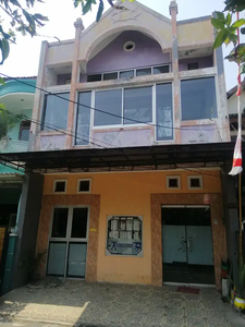 Rumah usaha 3 lantai di perumahan gunung sari indah Surabaya