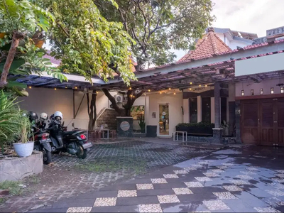 TRUNOJOYO Surabaya - Best Location for Cafe Resto Clinic