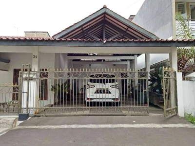 Turun Harga Rumah Luas 300 m2 di Duren Sawit, Jakarta Timur