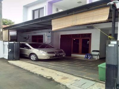Dijual Rumah bagus di Kalisari 2 lt akses mobil Pasar Rebo Jaktim
